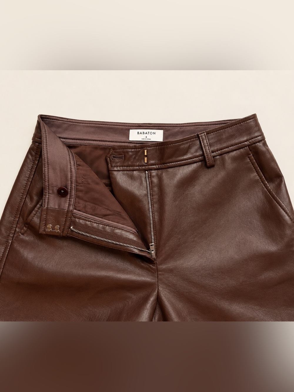 Aritzia Babaton Command Cropped Vegan Leather Pants Brown Size 6 - Picture 3 of 5